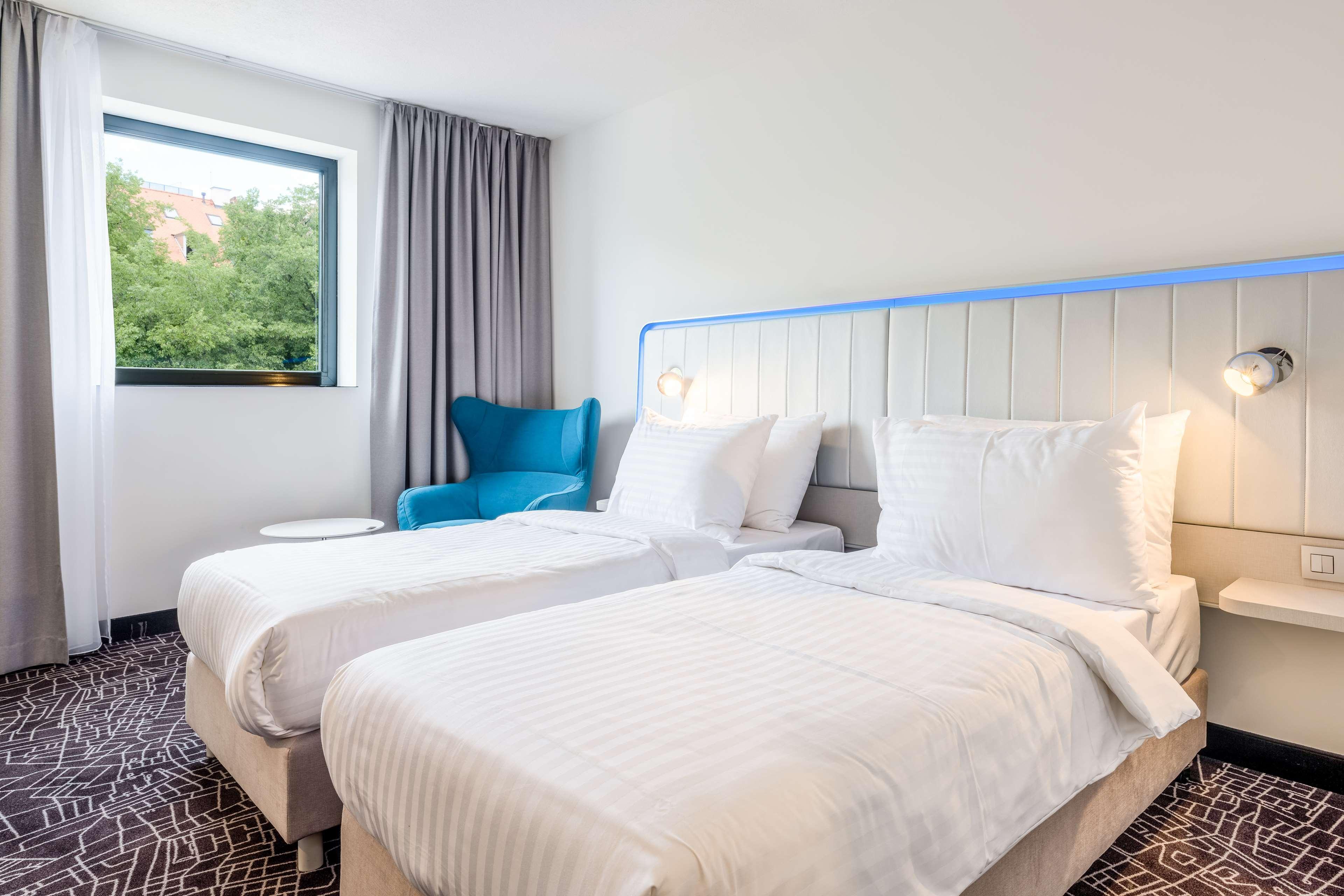 Park Inn By Radisson Danube Bratislava Exterior foto