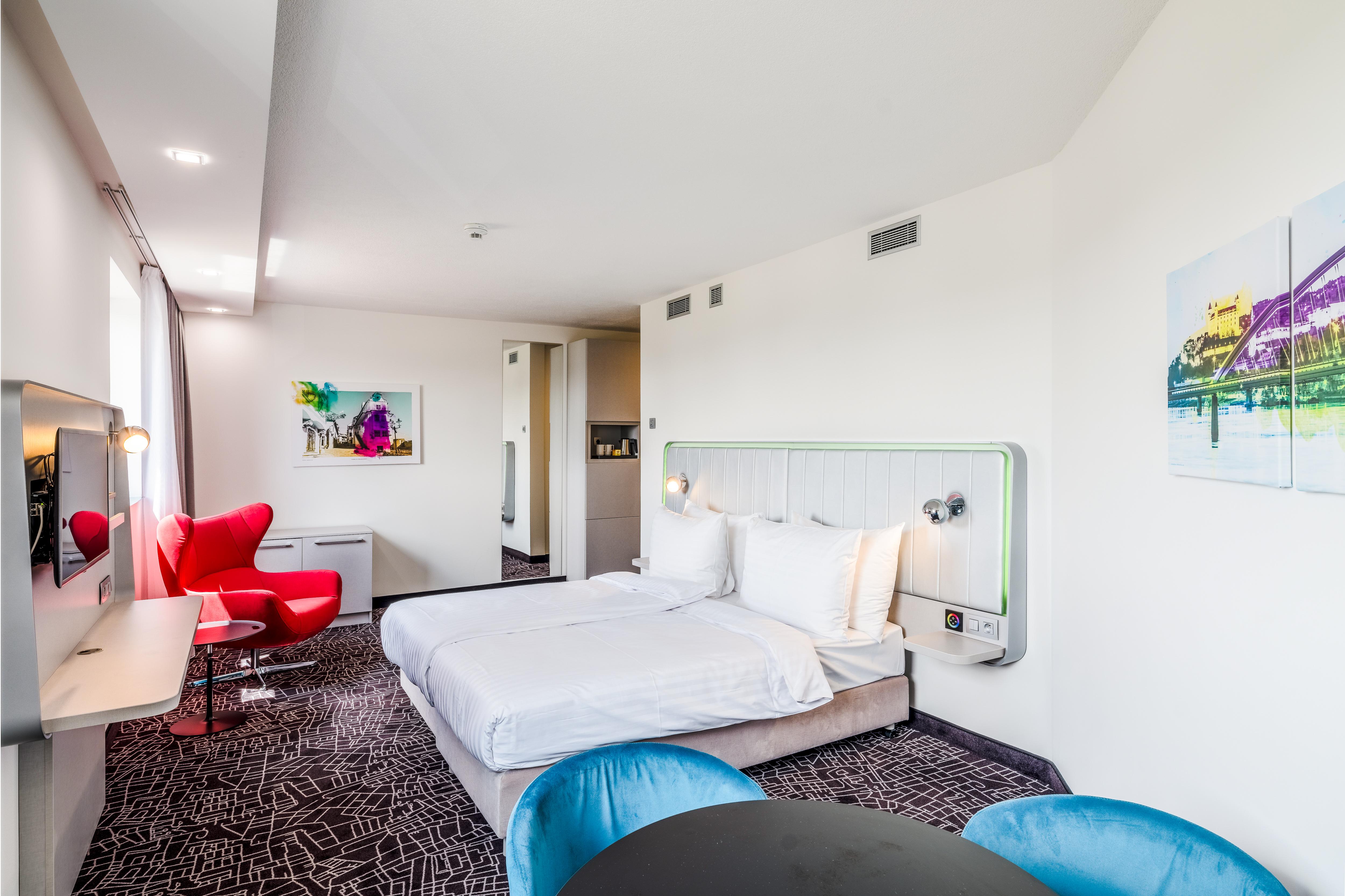 Park Inn By Radisson Danube Bratislava Exterior foto