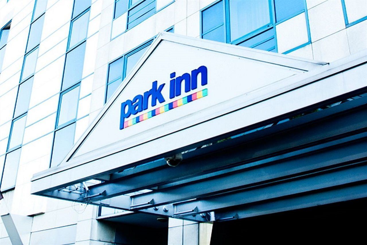 Park Inn By Radisson Danube Bratislava Exterior foto