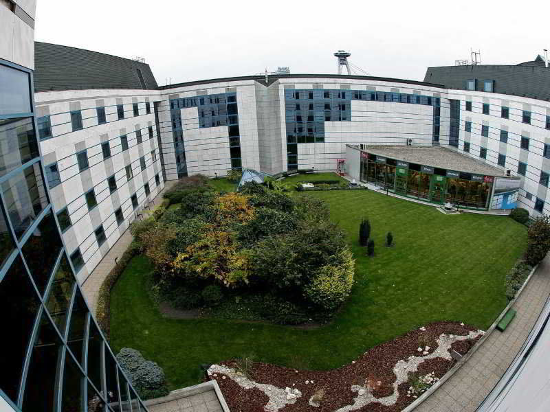 Park Inn By Radisson Danube Bratislava Exterior foto